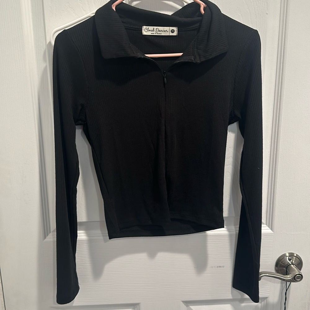 Black zip up ribbed top